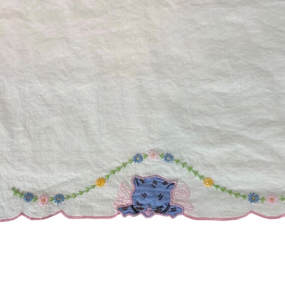 Embroidered Tablecloth Runner Blue Cats Kittens Floral Garland Scalloped Edges - Picture 3 of 6
